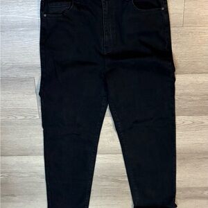 Classic Black Skinny Jeans for Women